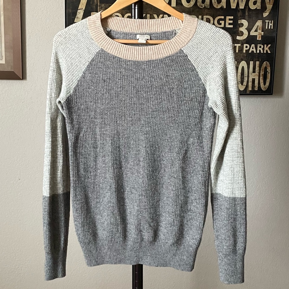 JCrew Gray lightweight waffle sweater size Small